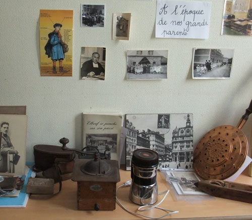 Grand-mère revient à l’école en CE1B