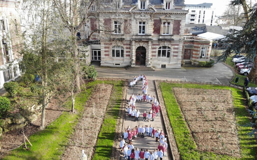 100 ans ! Elever dans la joie !